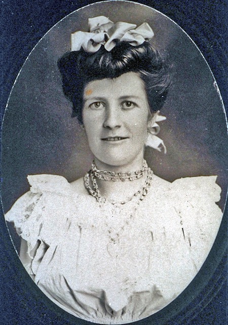 Clara Belle Worth 