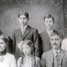 Daniel A Fox Family circa 1902 